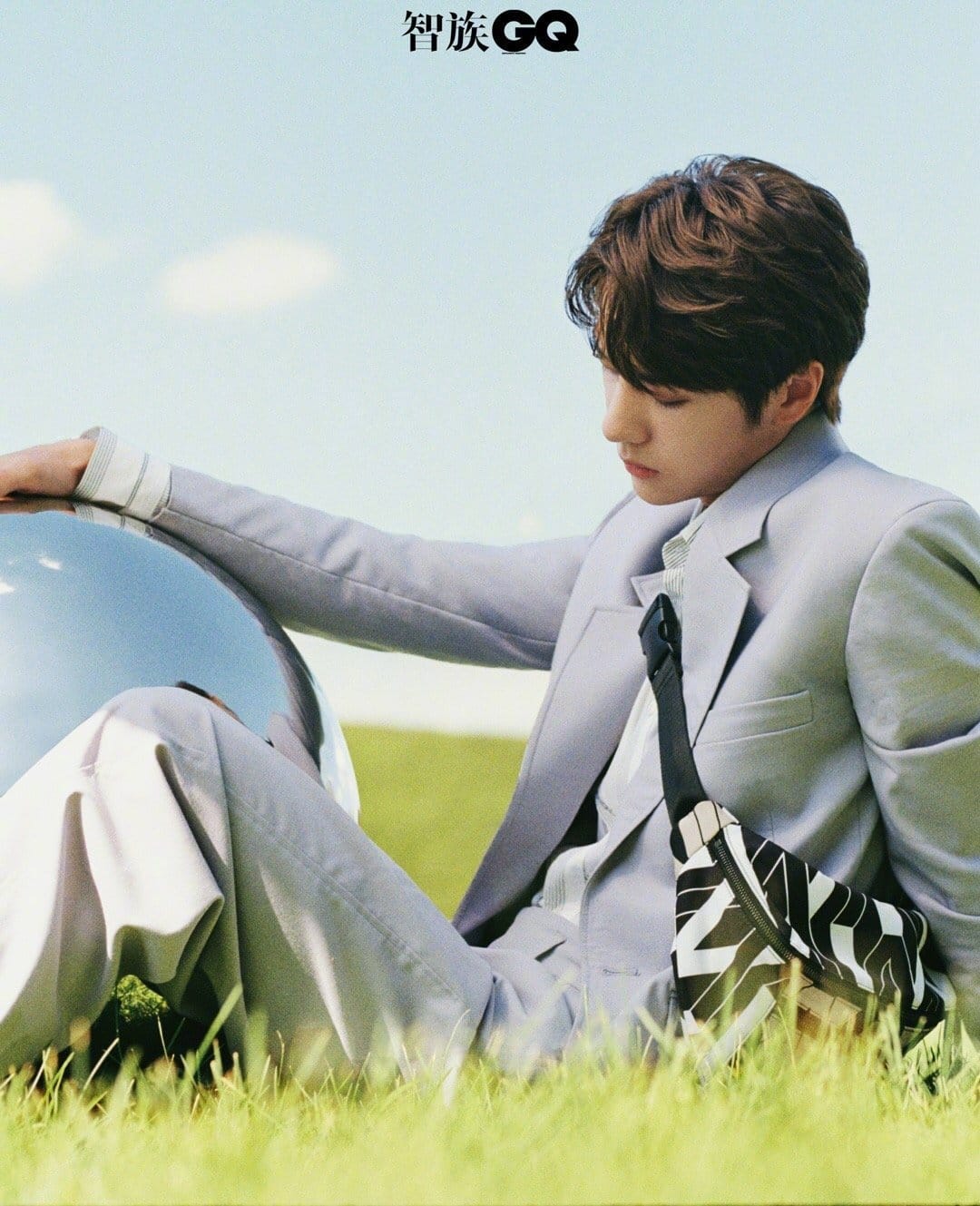 王一博 GQ泰国版2020年2月 王一博 GQ泰国版2020年2月 (1)