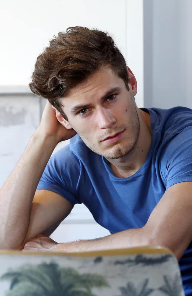 Stephen Madsen 《斯巴达克斯:亚述家族》 Stephen Madsen (1)