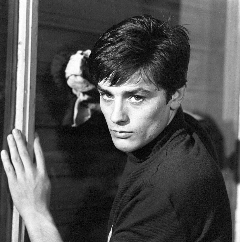Alain Delon in Rocco and His Brothers (b/w photo) Alain Delon in Rocco and His Brothers (b/w photo)